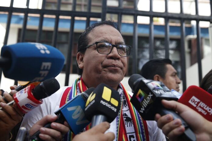 roberto-sanchez-se-reune-con-las-misiones-de-observacion-electoral-de-la-union-europea-y-la-oea