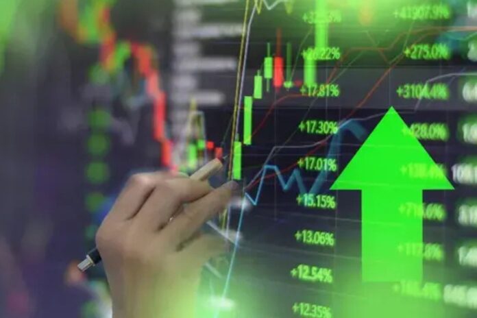 argentine-country-risk-drops-below-450-points,-hitting-8-year-low