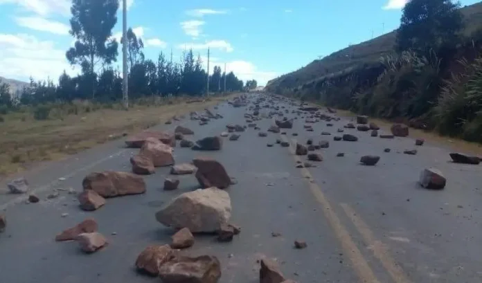 bolivia-cumple-seis-semanas-de-bloqueos-y-protestas-en-el-pais
