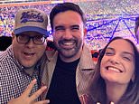 nyc-mayor-zohran-mamdani-shakes-hands-with-knicks-fans-and-poses-for-selfies-after-paying-$1k-for-standing-room-only-nba-finals-ticket