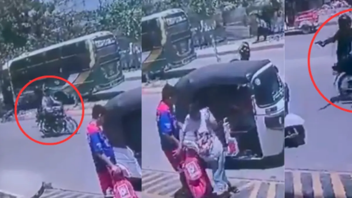 video-|-sicario-asesina-a-tiros-a-motocarrista-en-soledad-(atlantico)-cuando-se-disponia-a-hacer-el-servicio-de-transporte-a-mujer-embarazada