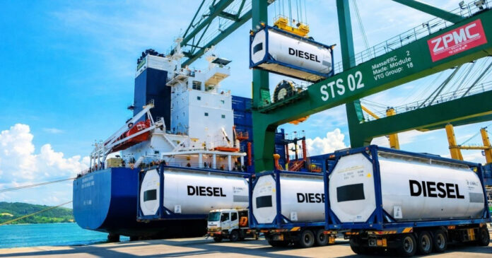 miami-dade-revoca-licencia-a-vanguard-energy-por-envio-de-combustible-a-cuba