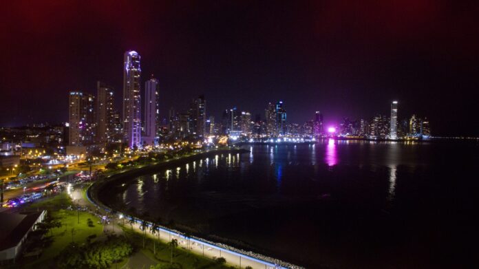 conducir-en-panama:-licencia,-autos-y-apps