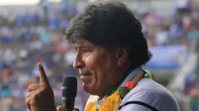 evo-revela-charla-con-militares:-paz-no-decretara-estado-excepcion,-no-tiene-apoyo-de-las-ffaa