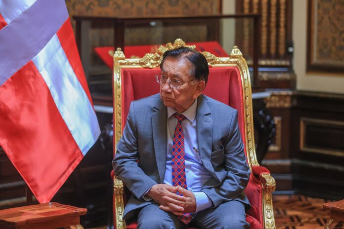 balcazar-sobre-eliminacion-del-voto-de-peruanos-en-el-exterior:-“es-un-punto-de-vista-a-considerar-para-el-nuevo-congreso”