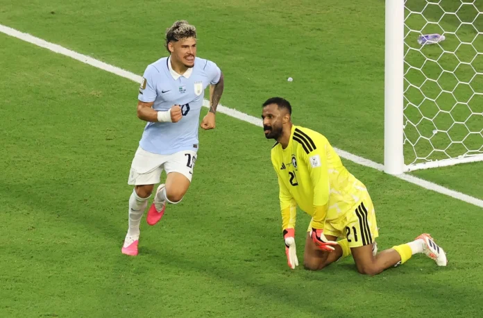 uruguay-le-roba-un-punto-a-arabia-saudita-a-pura-garra