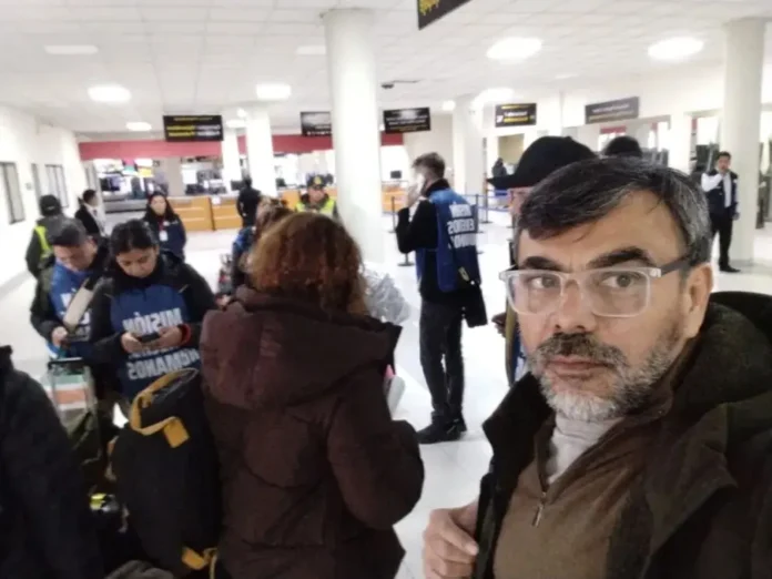 activistas-argentinos-fueron-deportados-tras-llegar-a-la-paz