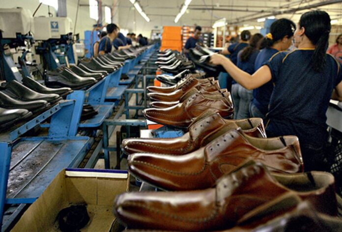 colombia-impone-un-arancel-del-35%-a-los-zapatos-baratos-para-frenar-a-shein-y-temu