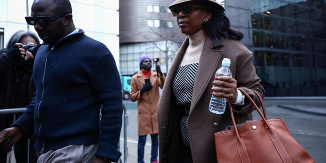 diezani-alison-madueke,-antigua-ministra-de-petroleo-nigeriana,-relajada-en-londres-en-los-terminos-de-un-proceso-por-corrupcion