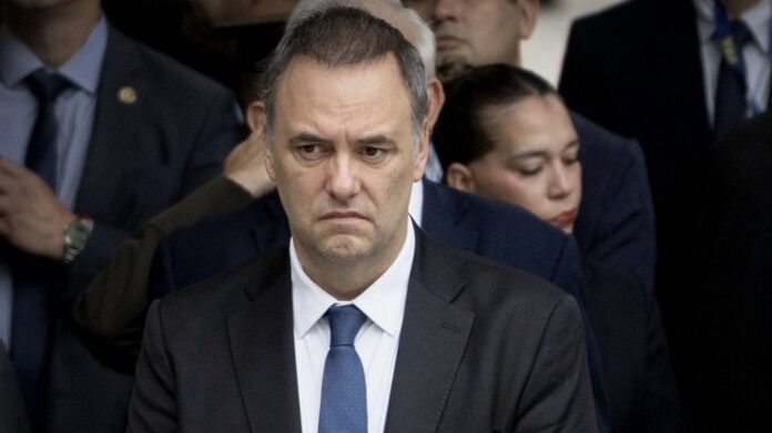 urgente:-el-gobierno-anuncia-al-sucesor-de-manuel-adorni