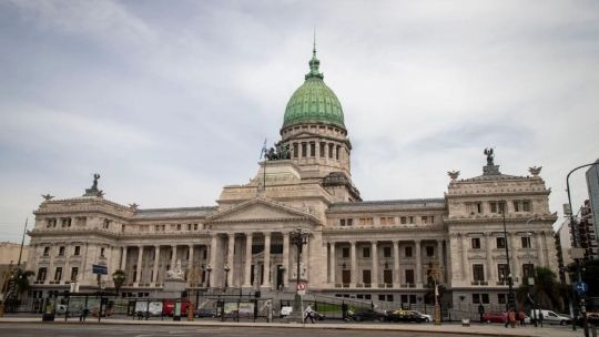 iglesia-catolica-insta-al-congreso-a-rechazar-proyecto-de-ley-de-propiedad-de-milei