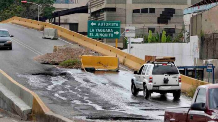 restringiran-por-completo-el-paso-en-la-carretera-la-yaguara-el-junquito-por-24-horas