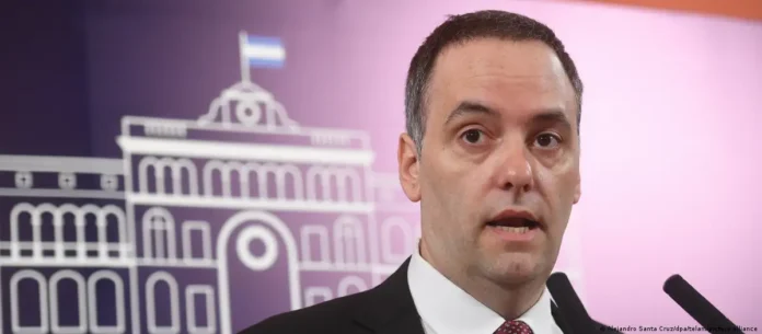 portavoz-de-milei-deja-cargo-por-posible-evasion-de-dinero