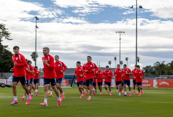 paraguay,-con-diez-hombres,-sobrevive-al-asedio-turco-para-mantener-sus-esperanzas-de-ganar-la-copa-mundial
