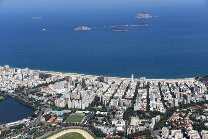 los-compradores-extranjeros-estan-comprando-estudios-en-rio-y-los-alquileres-estan-subiendo