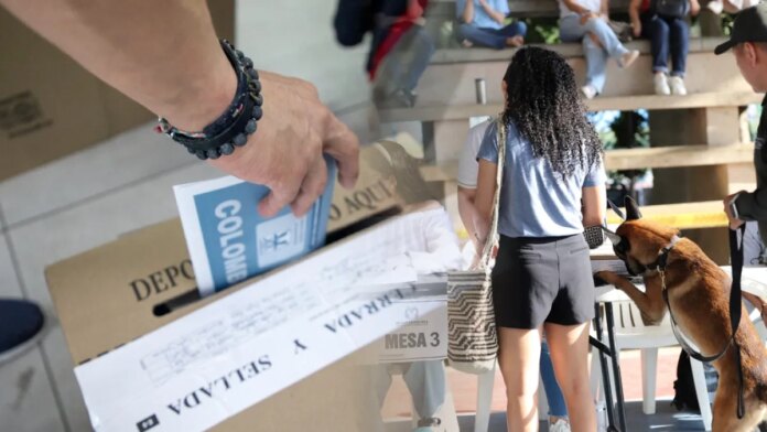 el-caribe-llega-a-las-urnas-bajo-maxima-vigilancia:-mas-de-15.000-uniformados-custodiaran-la-segunda-vuelta-presidencial