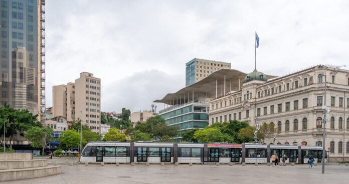 el-tranvia-del-centro-de-rio-cumple-diez-anos-con-180-millones-de-viajes