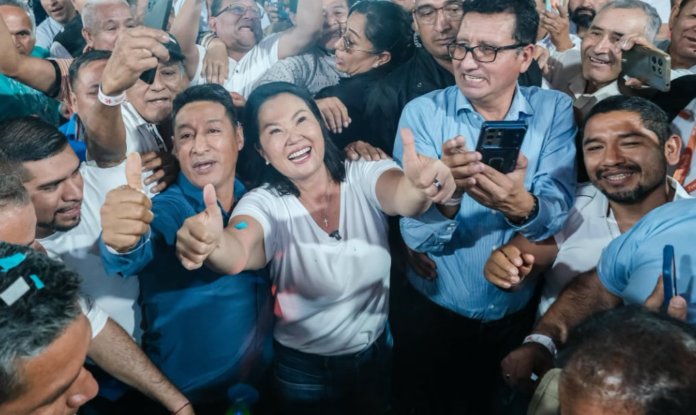 keiko-fujimori-expresa-confianza-en-su-triunfo-mientras-conteo-de-actas-esta-cerca-del-100%
