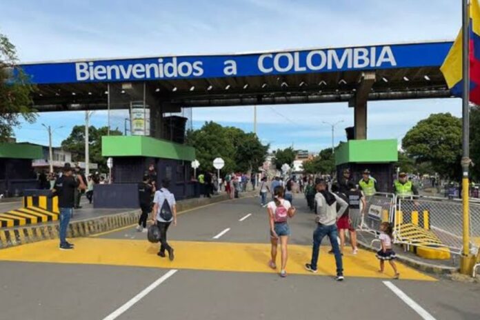 colombianos-burlaron-el-cierre-de-la-frontera-con-venezuela-para-votar-en-las-elecciones-presidenciales