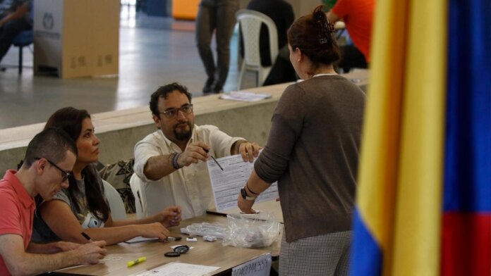asi-avanzan-las-elecciones-presidenciales-en-antioquia:-entre-el-control-de-la-fuerza-publica-y-las-alertas-del-moe