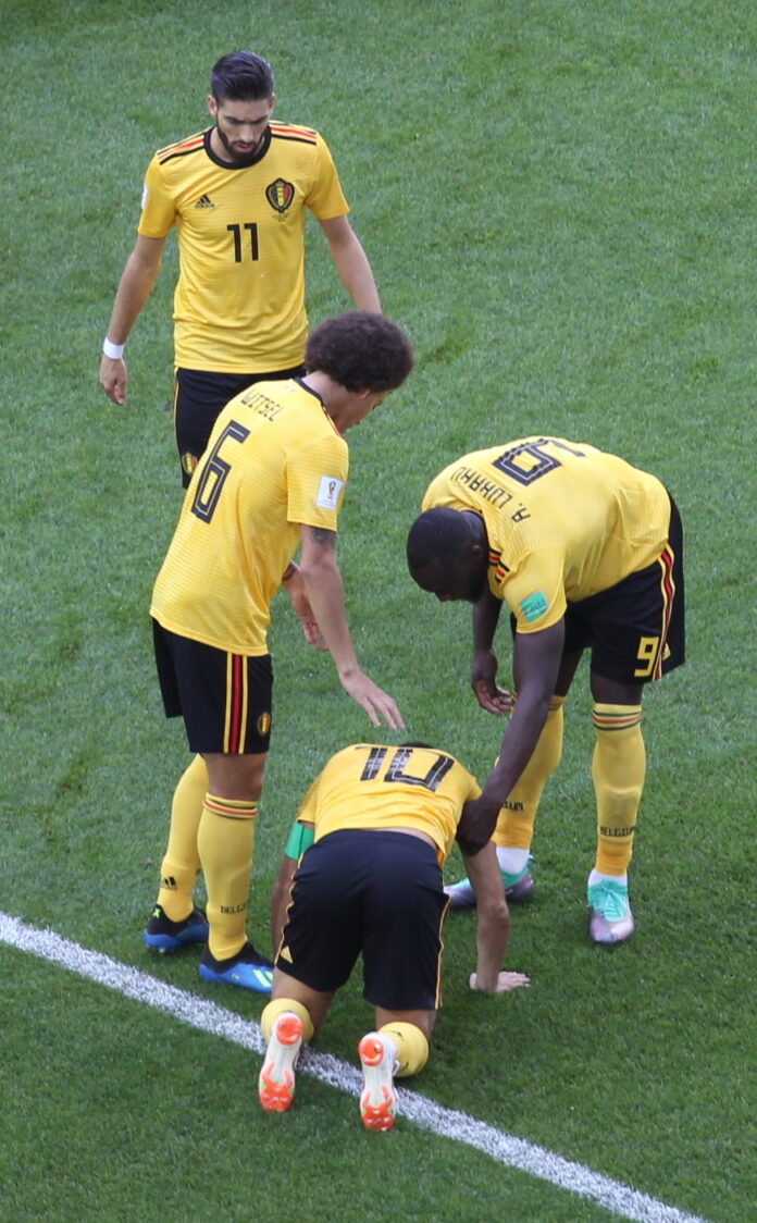 mundial-2026-belgica-ganada-por-iran-0-0-tras-la-tarjeta-roja-a-ngoy