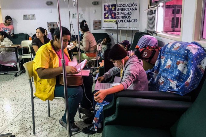 el-esfuerzo-sobrehumano-acaba-con-la-salud-de-las-madres-cuidadoras-en-venezuela