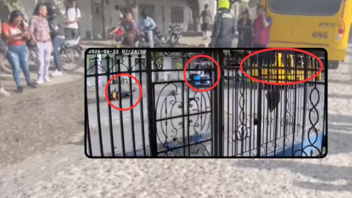 video-|-este-fue-el-momento-exacto-en-el-que-un-motociclista-se-accidenta-con-una-buseta-y-muere-en-soledad,-atlantico