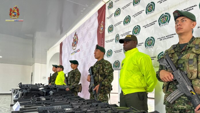 el-poderoso-armamento-incautado-en-yumbo,-valle,-que-tenia-como-destino-la-estructura-residual-‘armando-rios’,-en-guaviare,-en-el-oriente-del-pais.