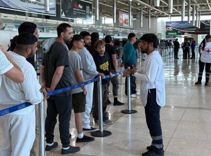 un-grupo-de-121-migrantes-venezolanos-regresara-al-pais-en-un-vuelo-de-repatriacion-desde-estados-unidos.