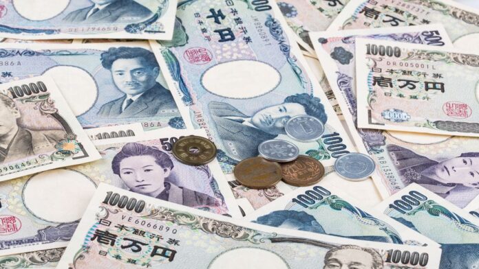 el-yen-roza-minimos-de-40-anos-y-japon-advierte-que-tomara-medidas-firmes-junto-a-eeuu