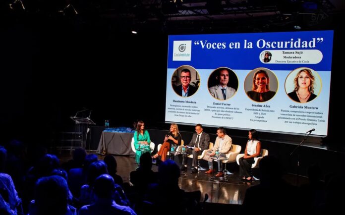 el-instituto-casla-celebro-su-12°-aniversario-con-un-homenaje-a-los-presos-politicos-y-un-debate-sobre-las-transiciones-democraticas.