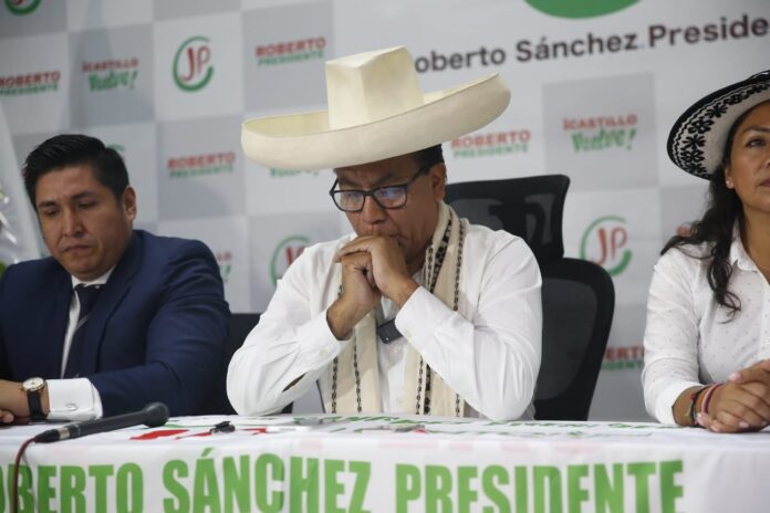 roberto-sanchez-y-el-fuerte-rechazo-que-genera-su-actitud-antidemocratica-de-desconocer-a-un-eventual-gobierno-de-keiko-fujimori