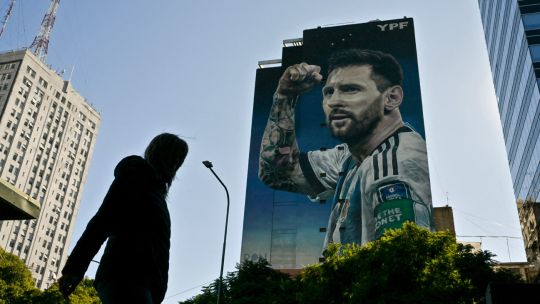 messi-celebra-su-cumpleanos-39-en-la-cima-del-mundo
