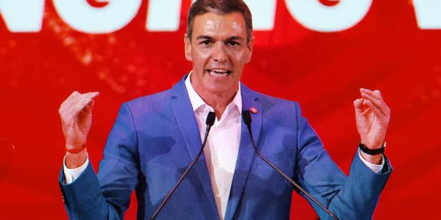 pedro-sanchez,-gloria-y-dolor-de-uno-de-los-ultimos-dirigentes-de-torpeza-en-europa:-«agitar-la-fuerza-de-un-gobierno-extremo-derecho-no-bastara»