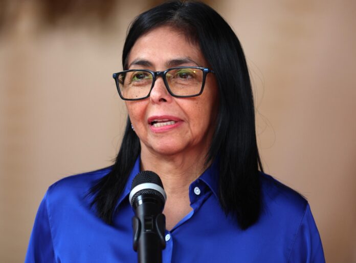 la-comision-europea-recuerda-que-es-necesaria-unanimidad-para-levantar-las-sanciones-a-delcy-rodriguez