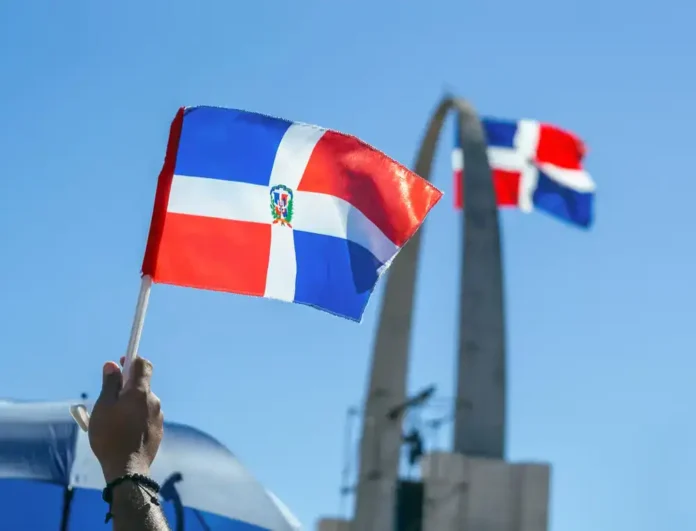 republica-dominicana-promulga-ley-sobre-un-impuesto-del-30%-a-sus-empresas-mas-grandes
