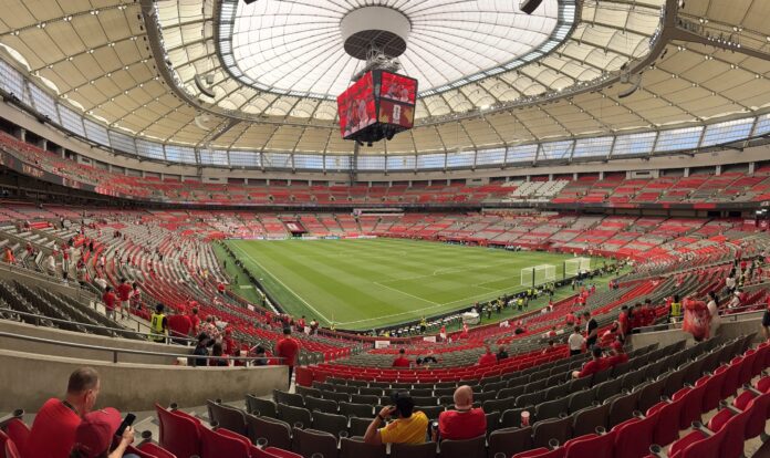 canada-vs-suiza:-los-anfitriones-buscan-el-primer-puesto-en-la-final-del-grupo-b