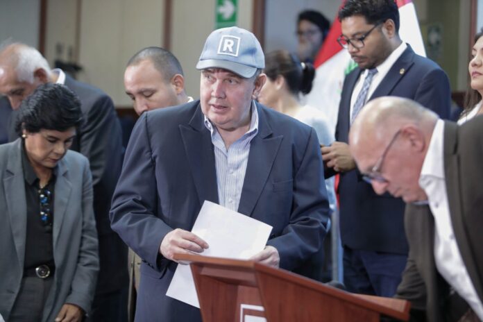 rafael-lopez-aliaga:-declaracion-de-inadmisibilidad-de-lista-de-renovacion-popular-puede-ser-apelada-y-vista-en-el-jne