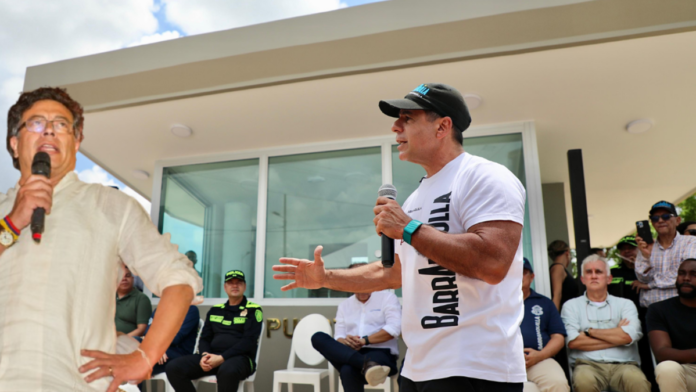 alcalde-de-barranquilla-arremete-contra-el-gobierno-petro-tras-nuevo-escandalo-de-la-paz-total:-habla-de-‘narco-estado’-y-‘beneficios-para-delinquir’