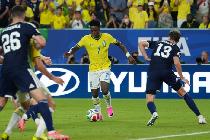 brasil-goleo-a-escocia-con-el-retorno-de-neymar-y-se-muestra-como-candidato