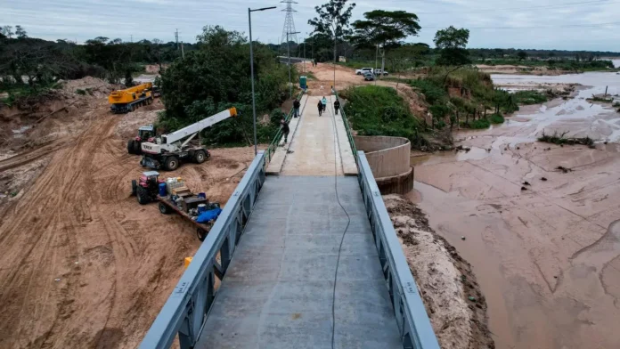 inauguran-nuevo-puente-de-colpa-belgica-con-aporte-privado