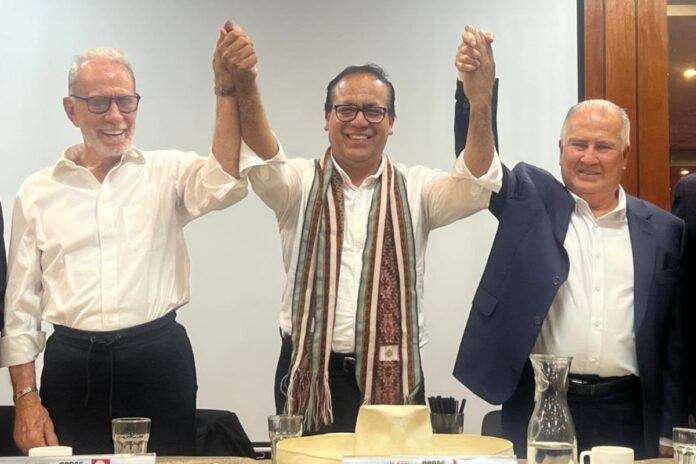 roberto-sanchez-asegura-que-“alianza-parlamentaria”-con-obras-y-ahora-nacion-“se-mantiene-solida”