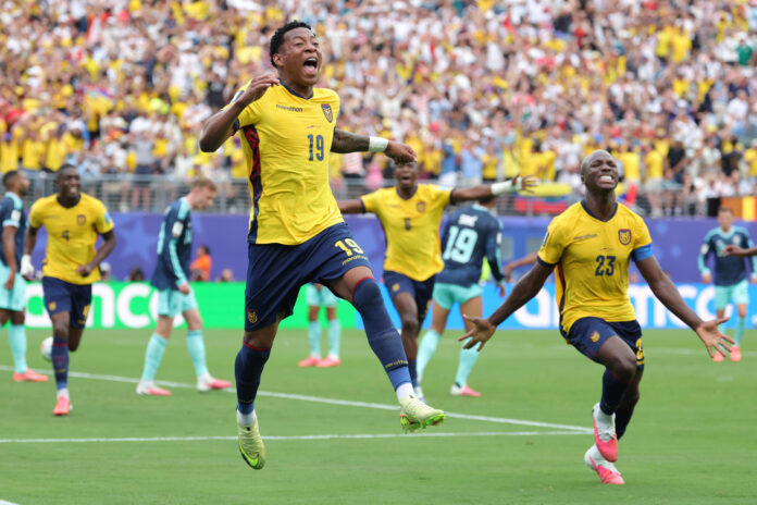 ecuador-logro-la-hazana-al-vencer-a-alemania-y-aseguro-su-pase-a-segunda-ronda