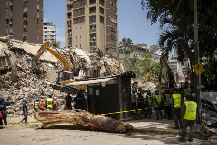 presencia-del-estado-no-mejora-los-problemas-de-organizacion-en-caracas-a-dos-dias-del-terremoto
