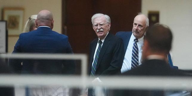 john-bolton,-antiguo-consejero-de-seguridad-nacional-de-donald-trump,-cuadro-acoplable-de-retencion-de-documentos-clasificados
