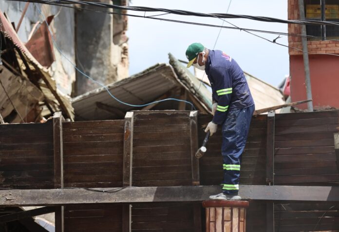 clippve-pidio-agilizar-el-proceso-de-acreditacion-en-el-poliedro-de-caracas-para-voluntarios-por-terremotos