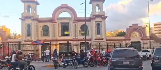 piden-insumos-para-damnificados-llevados-al-nuevo-circo-de-caracas-tras-los-terremotos