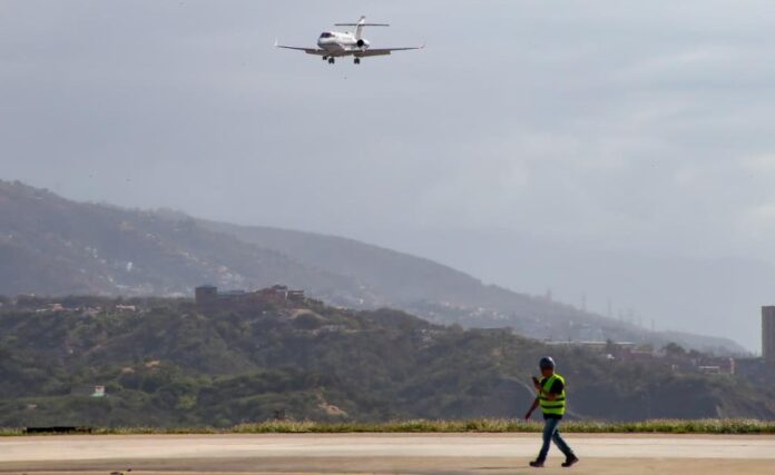 expertos-internacionales-inspeccionaron-instalaciones-del-aeropuerto-de-maiquetia-evaluar-para-danos-por-terremotos