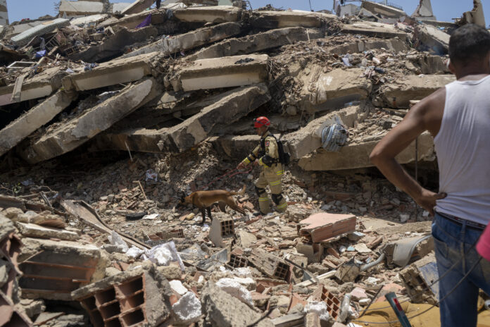 los-cadaveres-causados-​​por-desastres-naturales-como-los-terremotos-en-venezuela-“no-provocan-epidemias”,-segun-la-oms