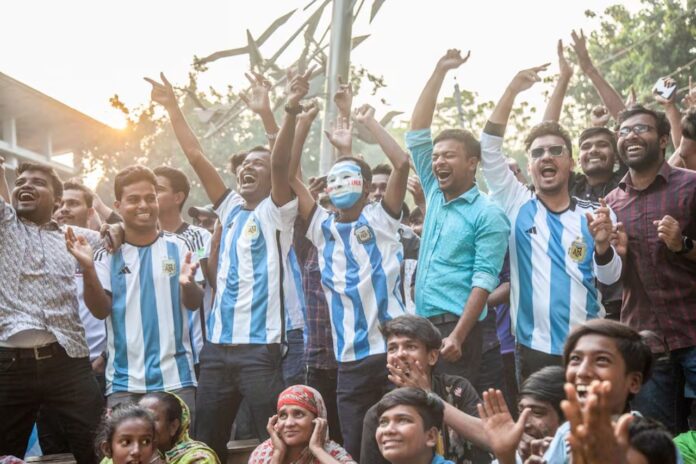 why-four-years-after-qatar-2022,-bangladeshis-remain-argentina’s-staunchest-fans